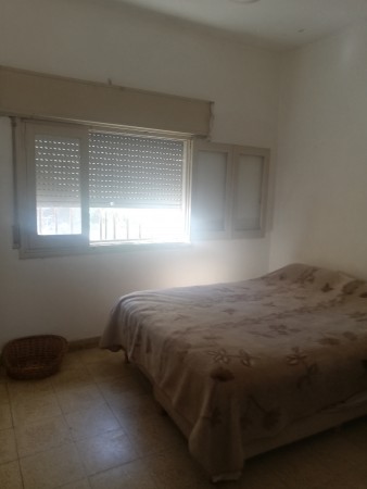 Propiedad comercial 14 de Febrero 768