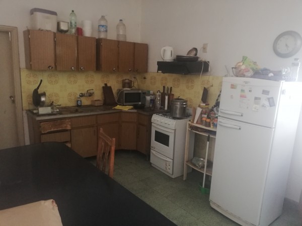 Propiedad comercial 14 de Febrero 768