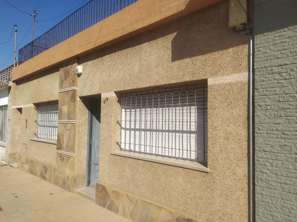 VENDO Casa San Luis 375 a mts. de San Martin