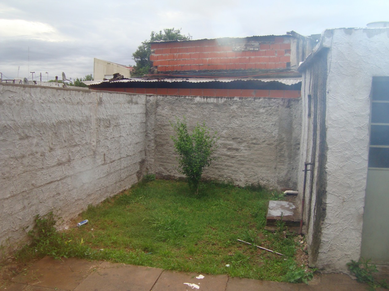 VENDO CASA BELGRANO 2.010