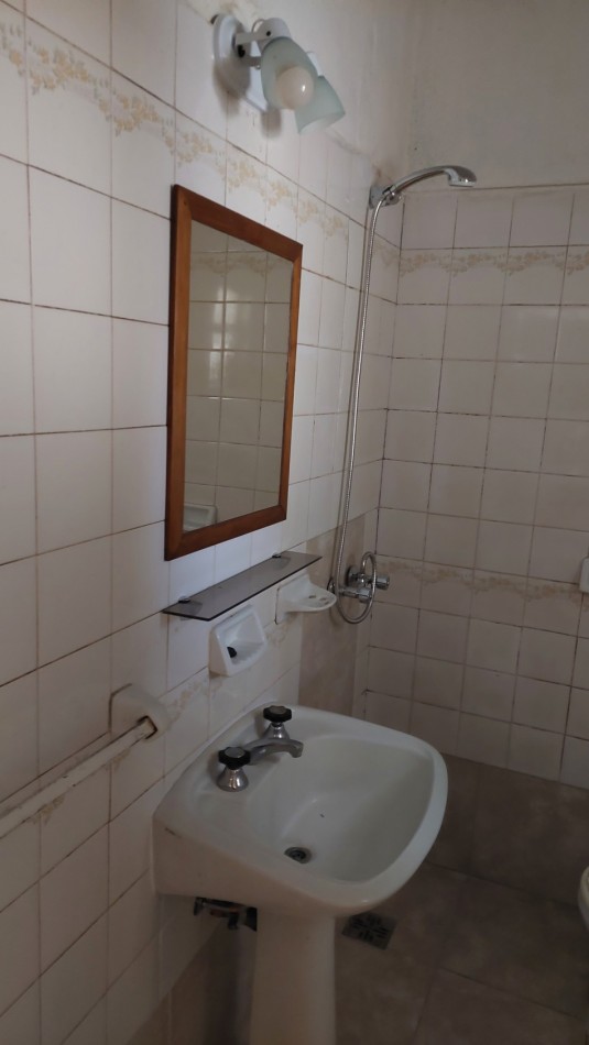 VENDO CASA BELGRANO 2.010